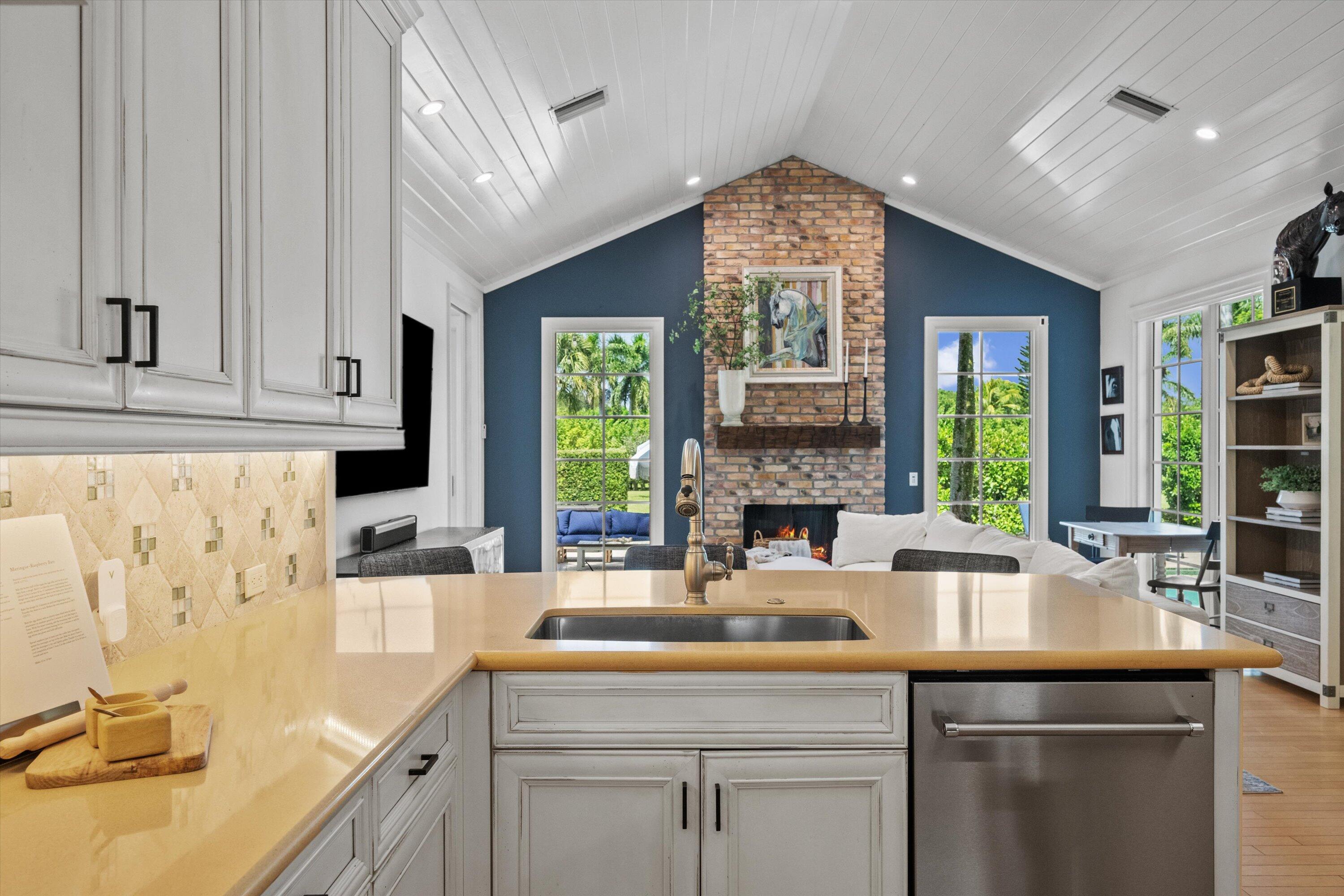 PADDOCK PARK 2 OF WELLINGTON - Residential