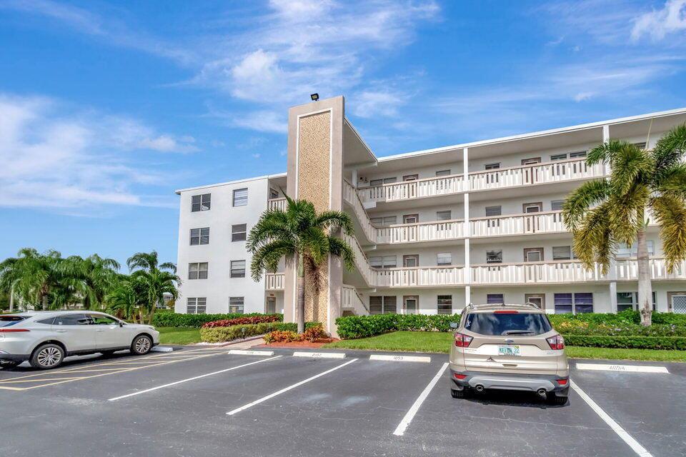 CENTURY VILLAGE - Residential