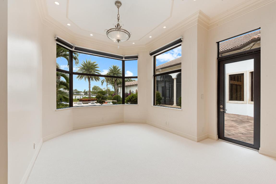 RIVERSIDE ON THE LOXAHATCHEE - Residential