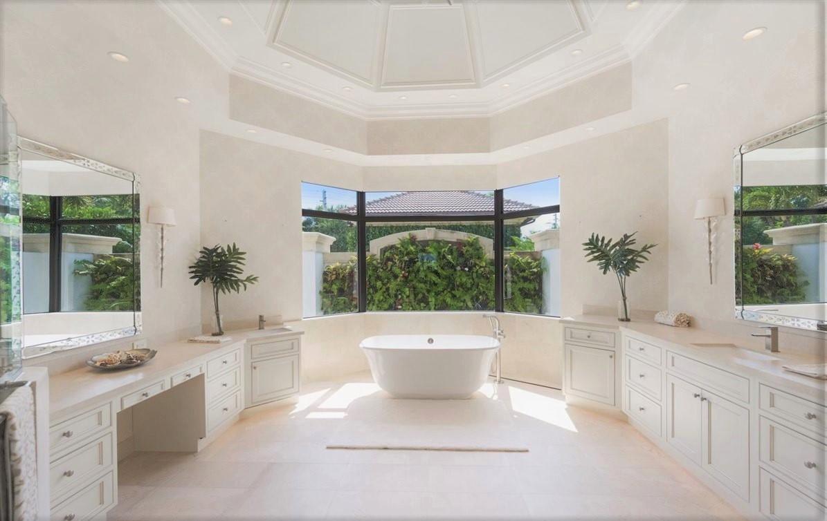 RIVERSIDE ON THE LOXAHATCHEE - Residential