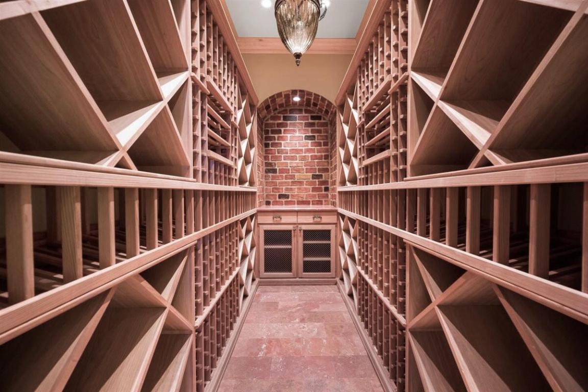 RIVERSIDE ON THE LOXAHATCHEE - Residential