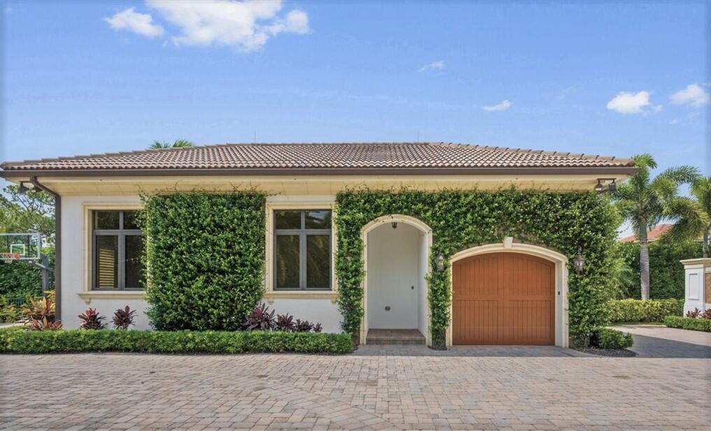 RIVERSIDE ON THE LOXAHATCHEE - Residential