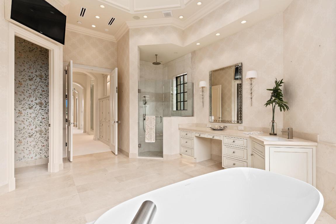 RIVERSIDE ON THE LOXAHATCHEE - Residential