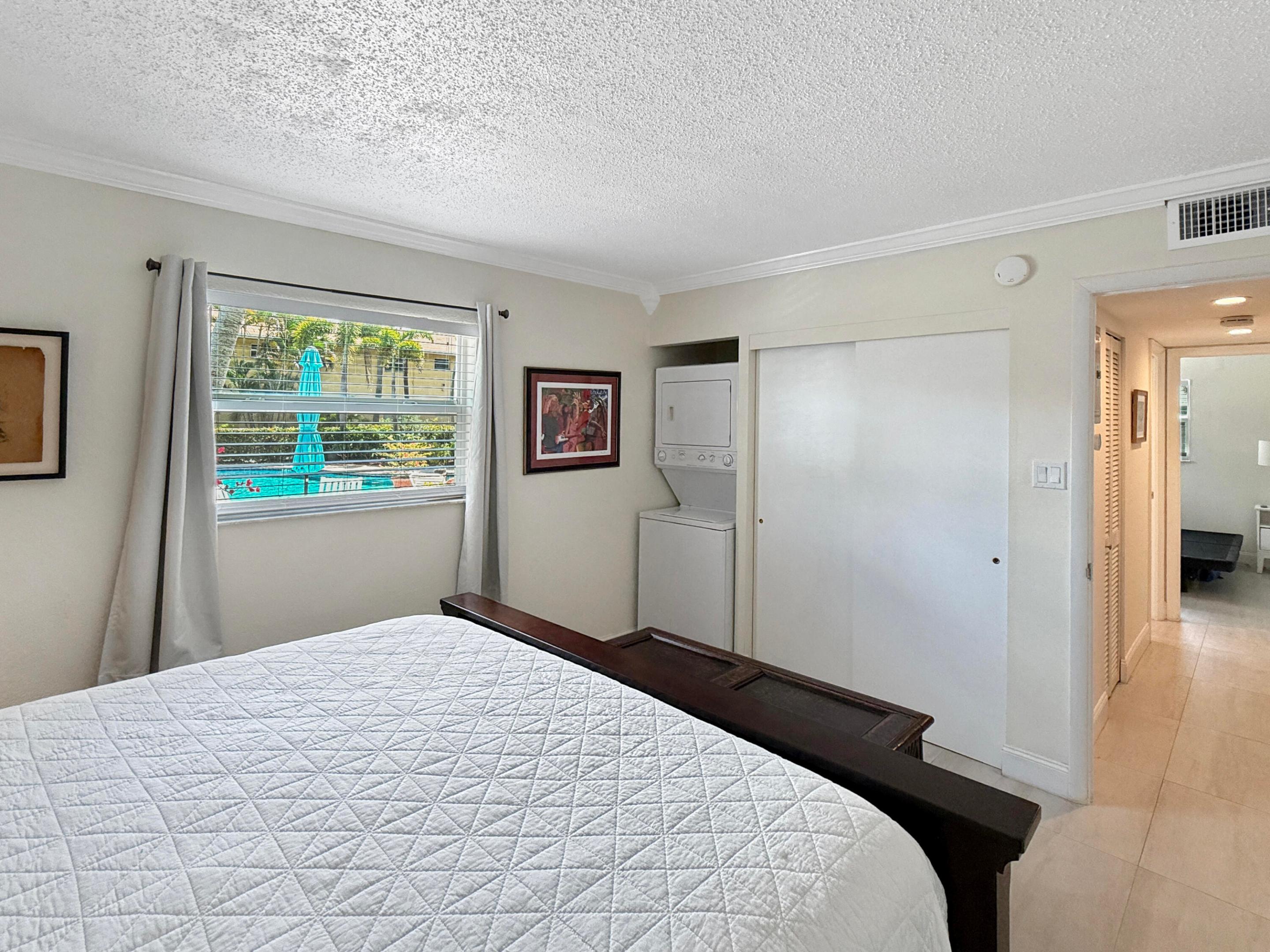 WILTON VILLAGE CONDO - Residential