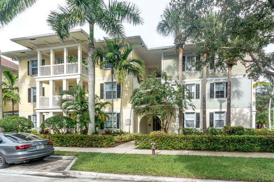 The best of the best in Somerset at Abacoa; truly paradise inside & out!  This bright, airy & recently updated home features 1.5 year old driftwood look porcelain plank tile floors, like new GE slate appliances, accordion shutters, year old A/C with Nest thermostat, new water heater &reverse osmosis water system..The list goes on. Plenty of storage with two walk in closets, plus storage outside the front door. Third floor end unit-very quiet & good privacy with no shared walls. (No elevator) Relax on the balcony or enjoy one of the many amenities the community offers including a clubhouse, pool, playground, putting green, gym & more! Walking distance to excellent shops, restaurants, & schools.  This home is a must see!