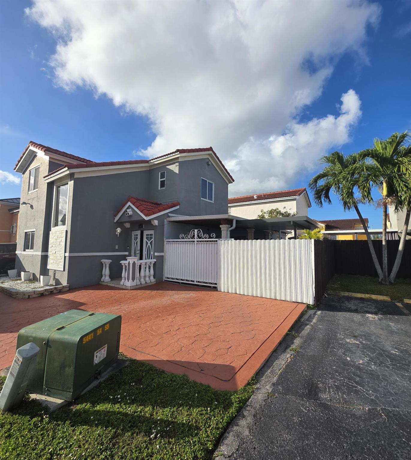 12677 NW 10th Trail