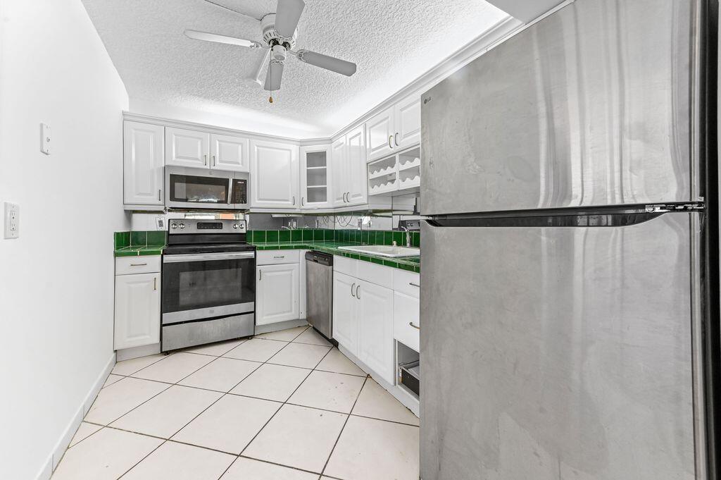 BRITTANY - Residential Lease