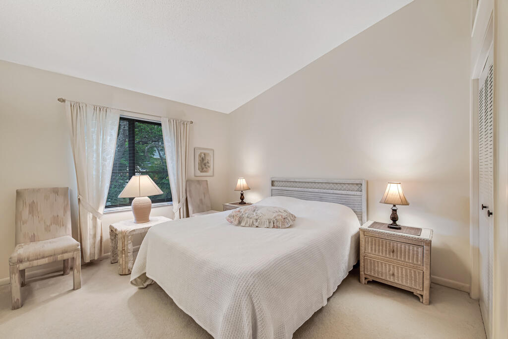 REDDING MANOR CONDO - Residential