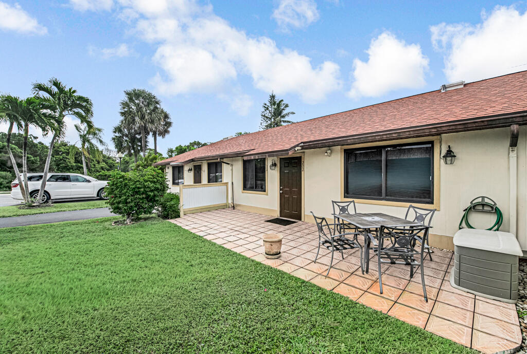 815 Andrew Redding Road 202