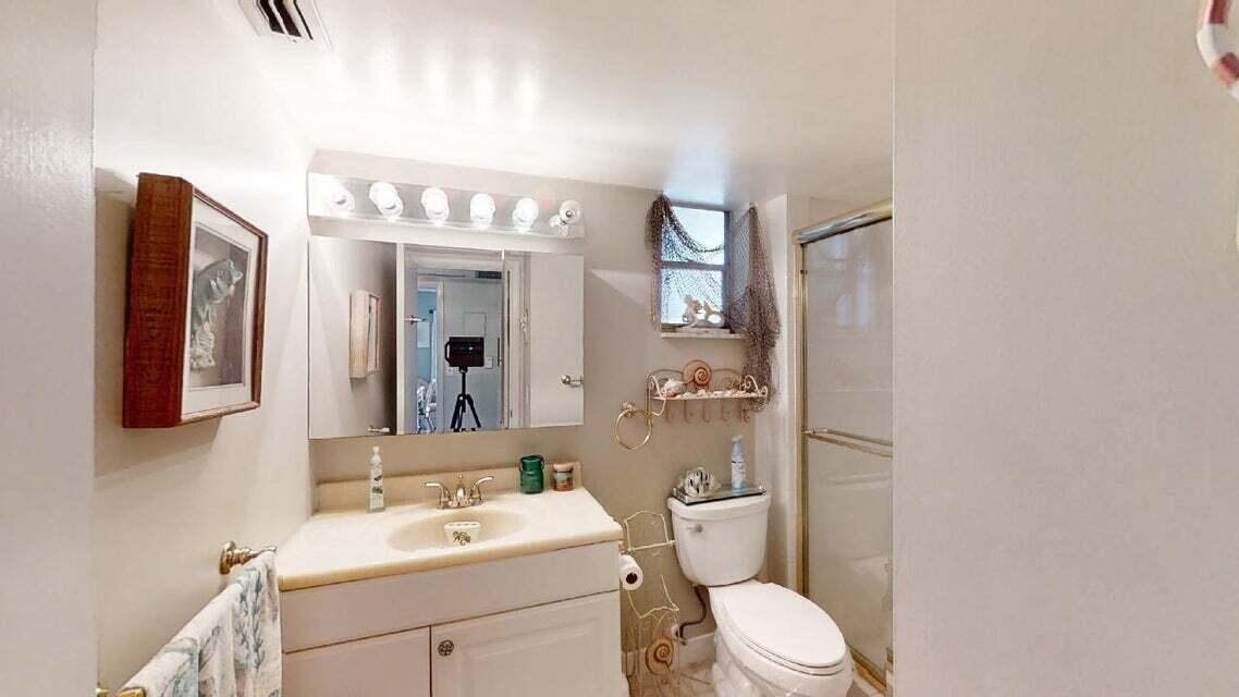 LAKE CLARKE GARDENS CONDO 9 - Residential