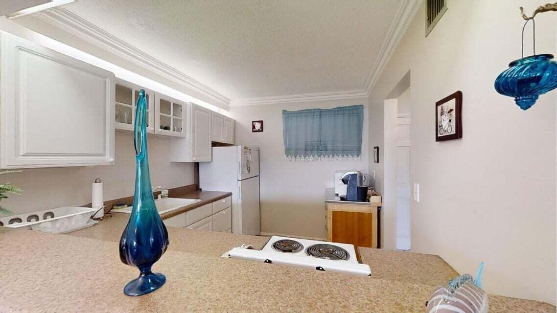 LAKE CLARKE GARDENS CONDO 9 - Residential