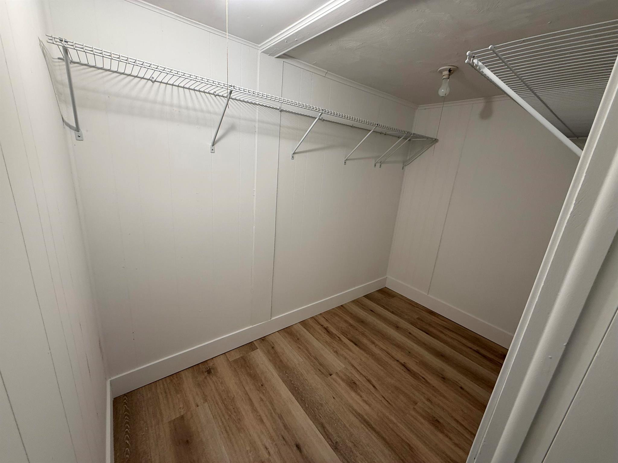 BROWNINGS - Residential