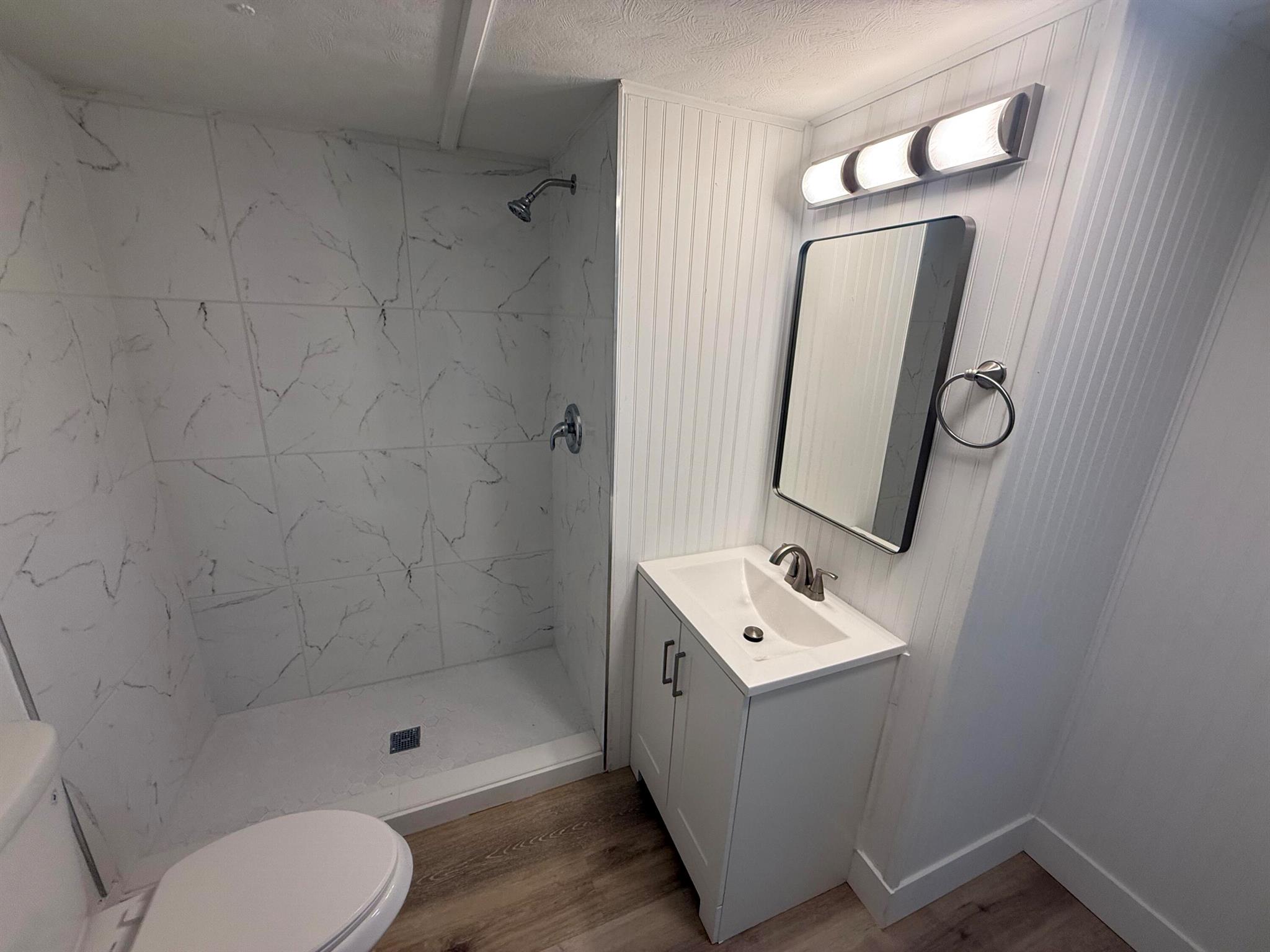 BROWNINGS - Residential