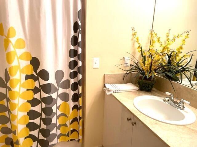MARINA VILLAGE AT BOYNTON BEACH CONDO - Residential Lease