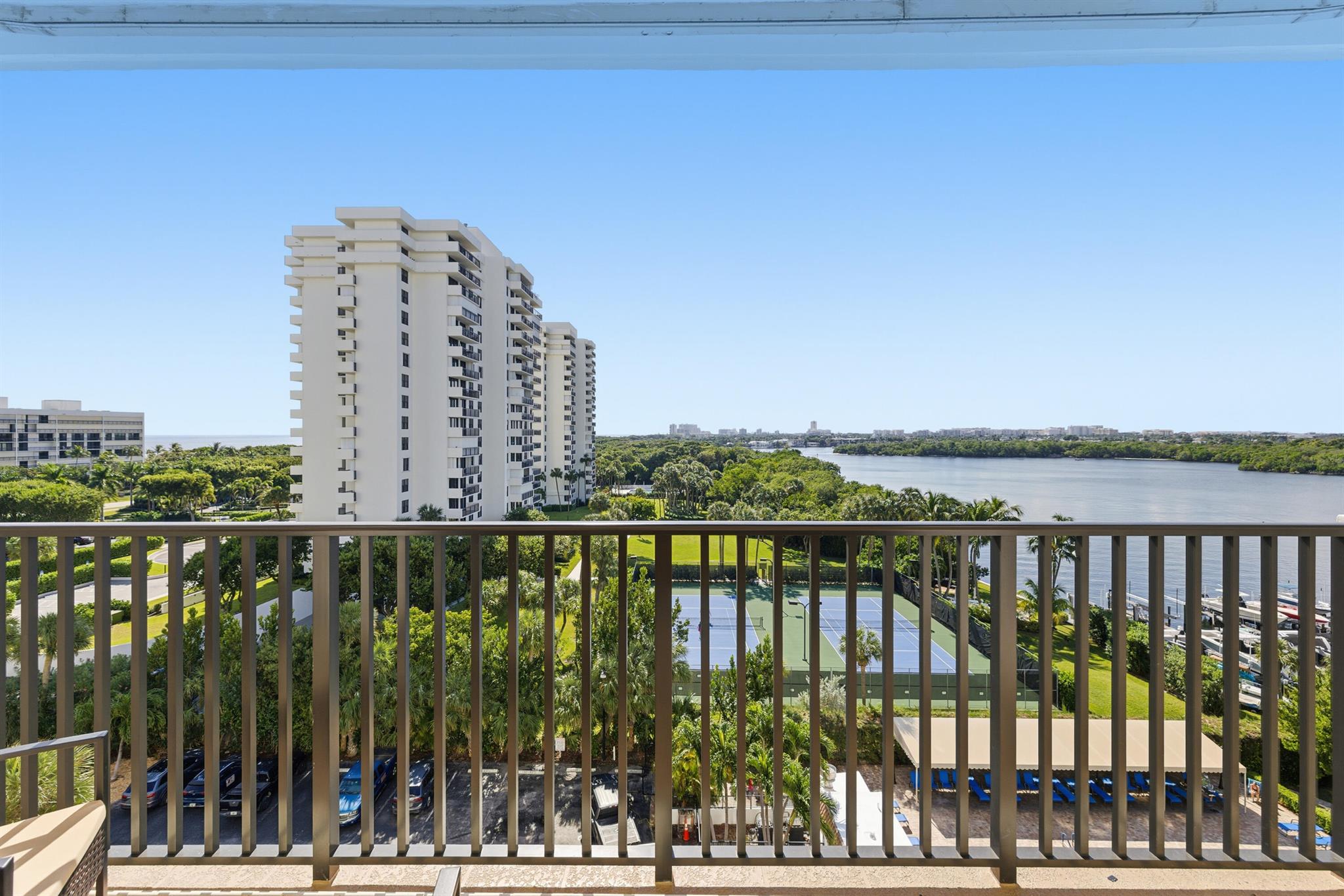 BOCA TOWERS CONDO PORTION - Residential Lease