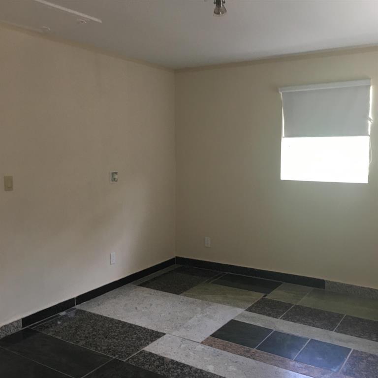 BOULEVARD ESTATES - Residential Lease