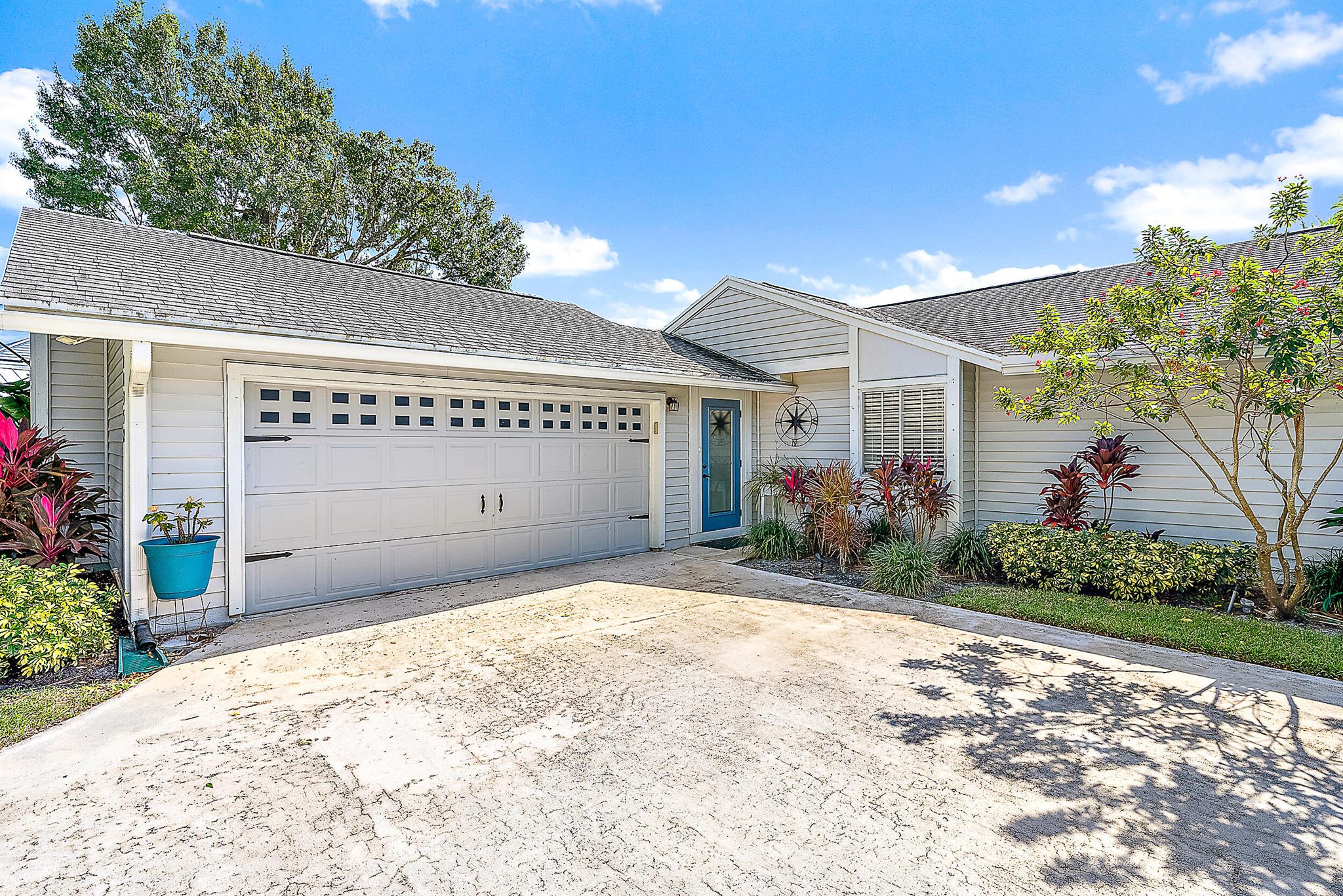 18352 Flagship Circle