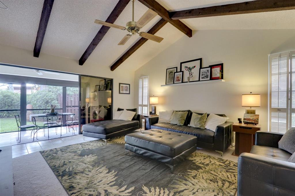 TIBURON I PH II - Residential