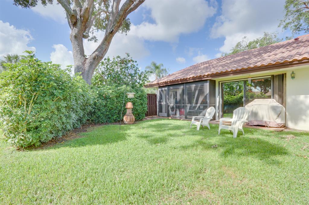 TIBURON I PH II - Residential