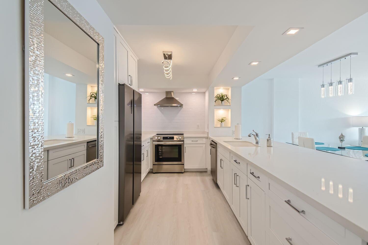 OPAL TOWERS CONDO - Residential