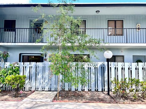 2535 SW 22nd Avenue 1010 Delray Beach FL 33445