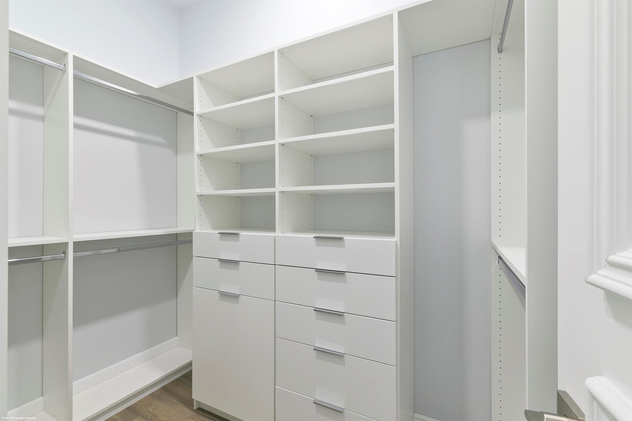 OLD PALM PL - Residential