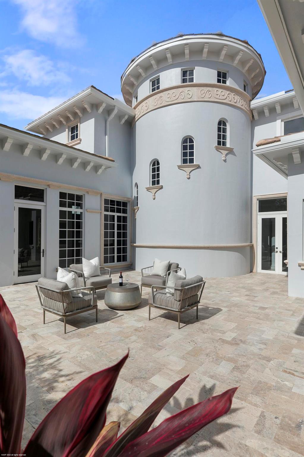 OLD PALM PL - Residential