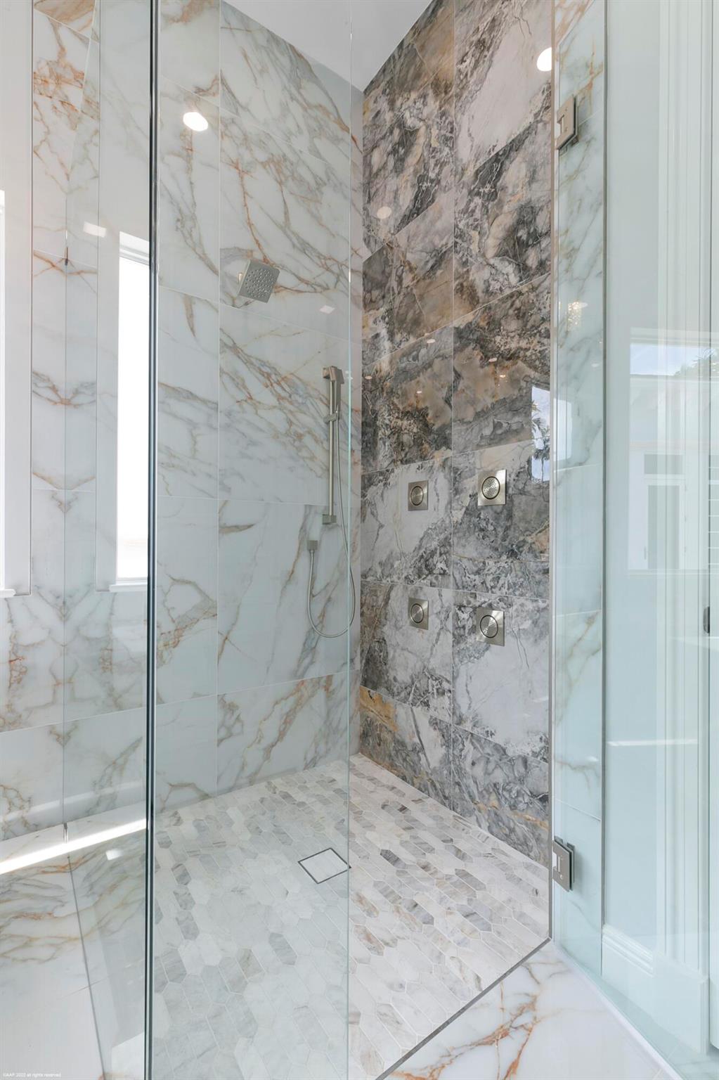 OLD PALM PL - Residential