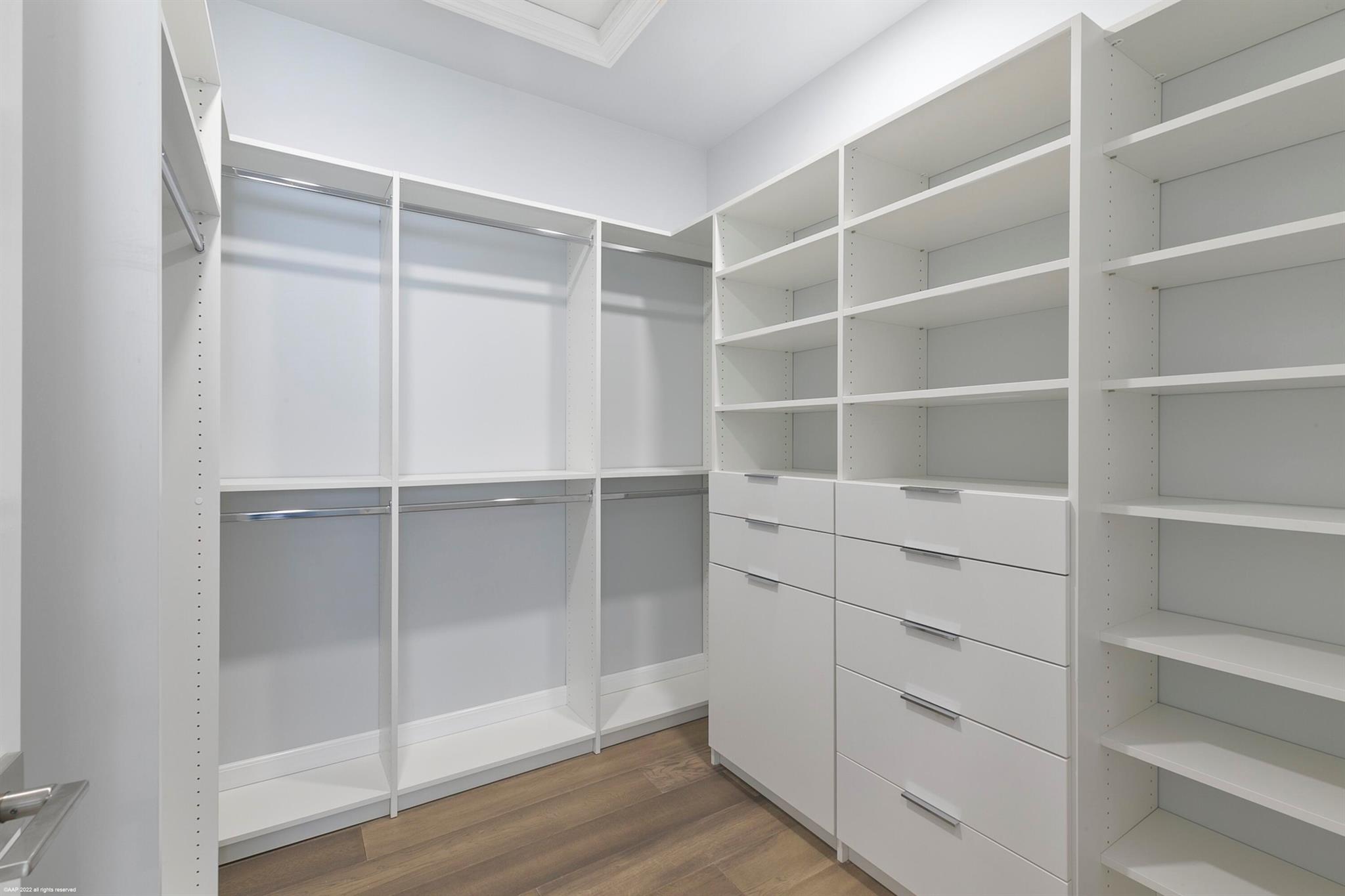 OLD PALM PL - Residential