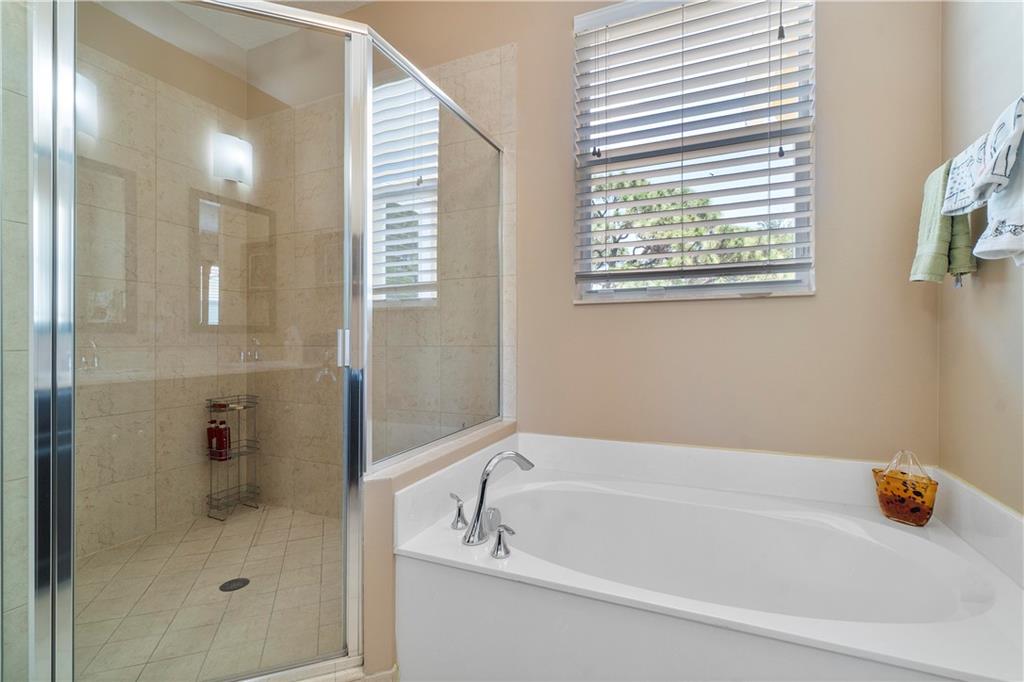 BLUE LAKE TOWNHOMES - Residential