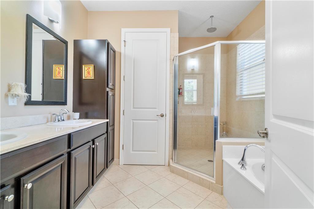 BLUE LAKE TOWNHOMES - Residential