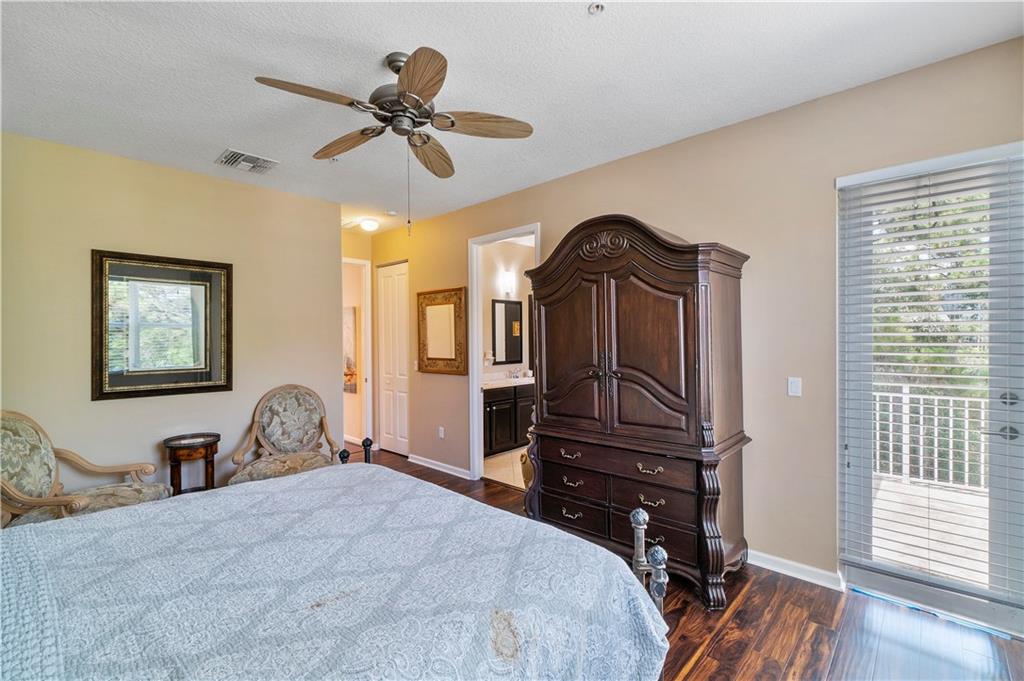 BLUE LAKE TOWNHOMES - Residential