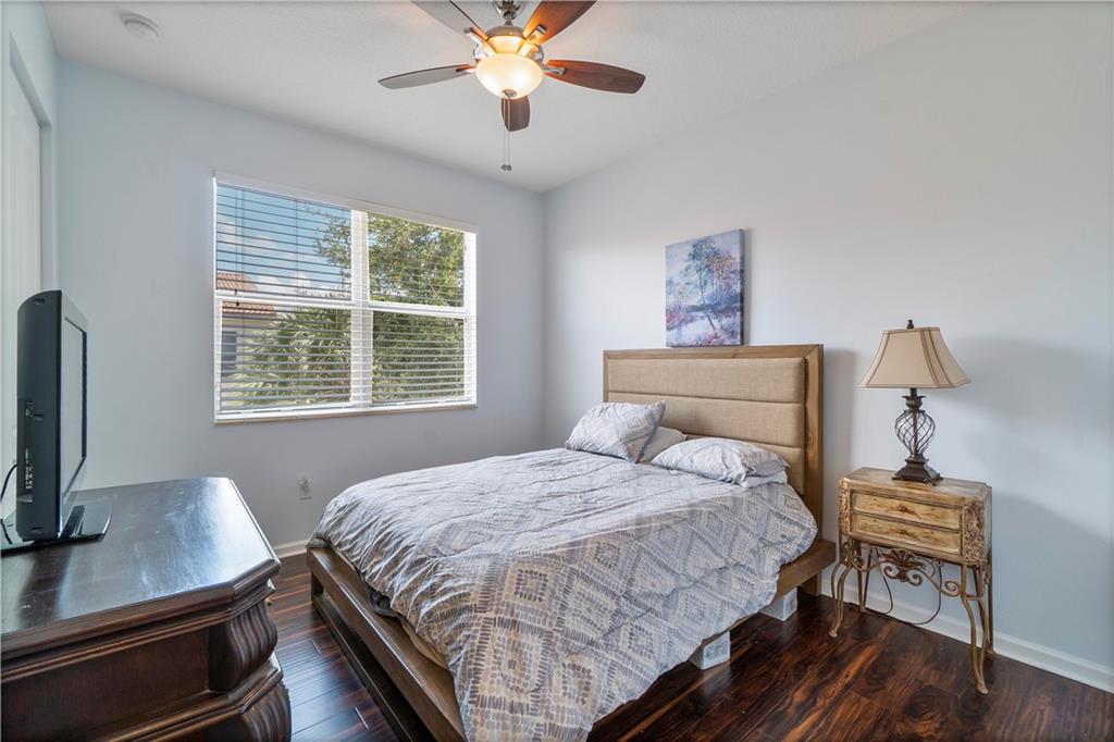 BLUE LAKE TOWNHOMES - Residential