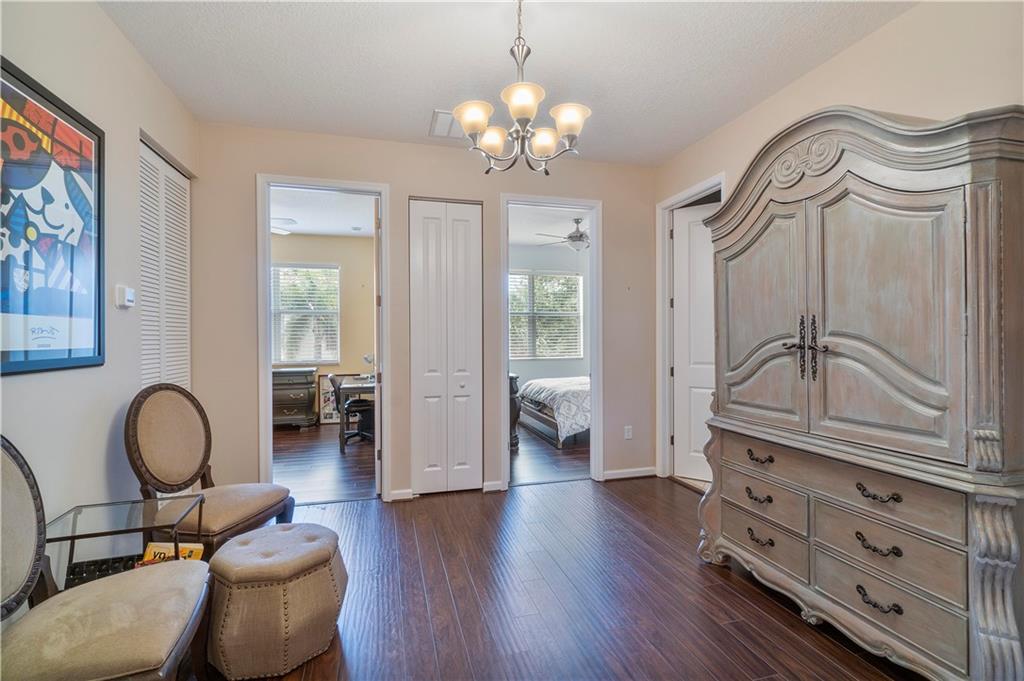 BLUE LAKE TOWNHOMES - Residential