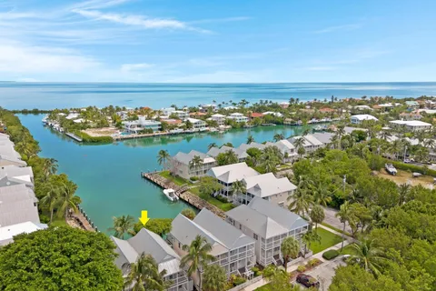 7067 Harbor Village Drive, Duck Key, FL MLS: R11054476