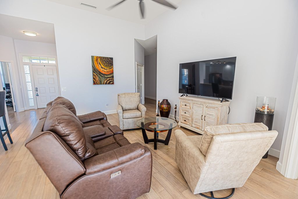 Photo of 193 NW Bentley Circle, Port Saint Lucie, FL 34986 (MLS # R11162652)