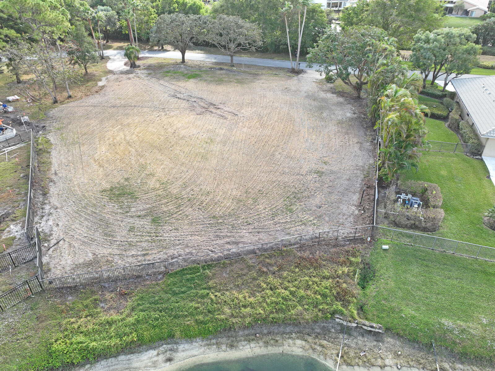 SEAGATE COUNTRY CLUB - Land