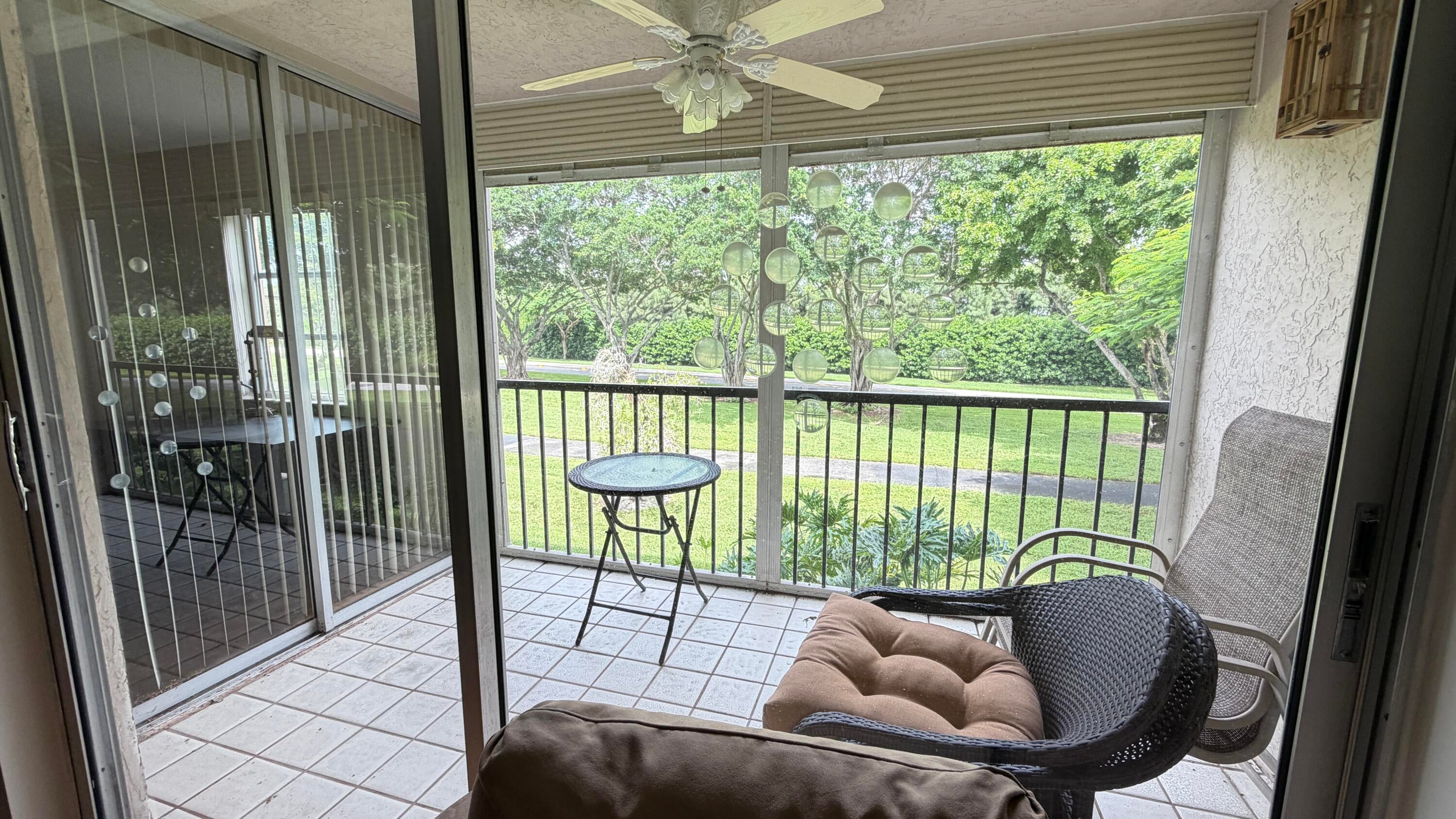 6865 Huntington Lane 203