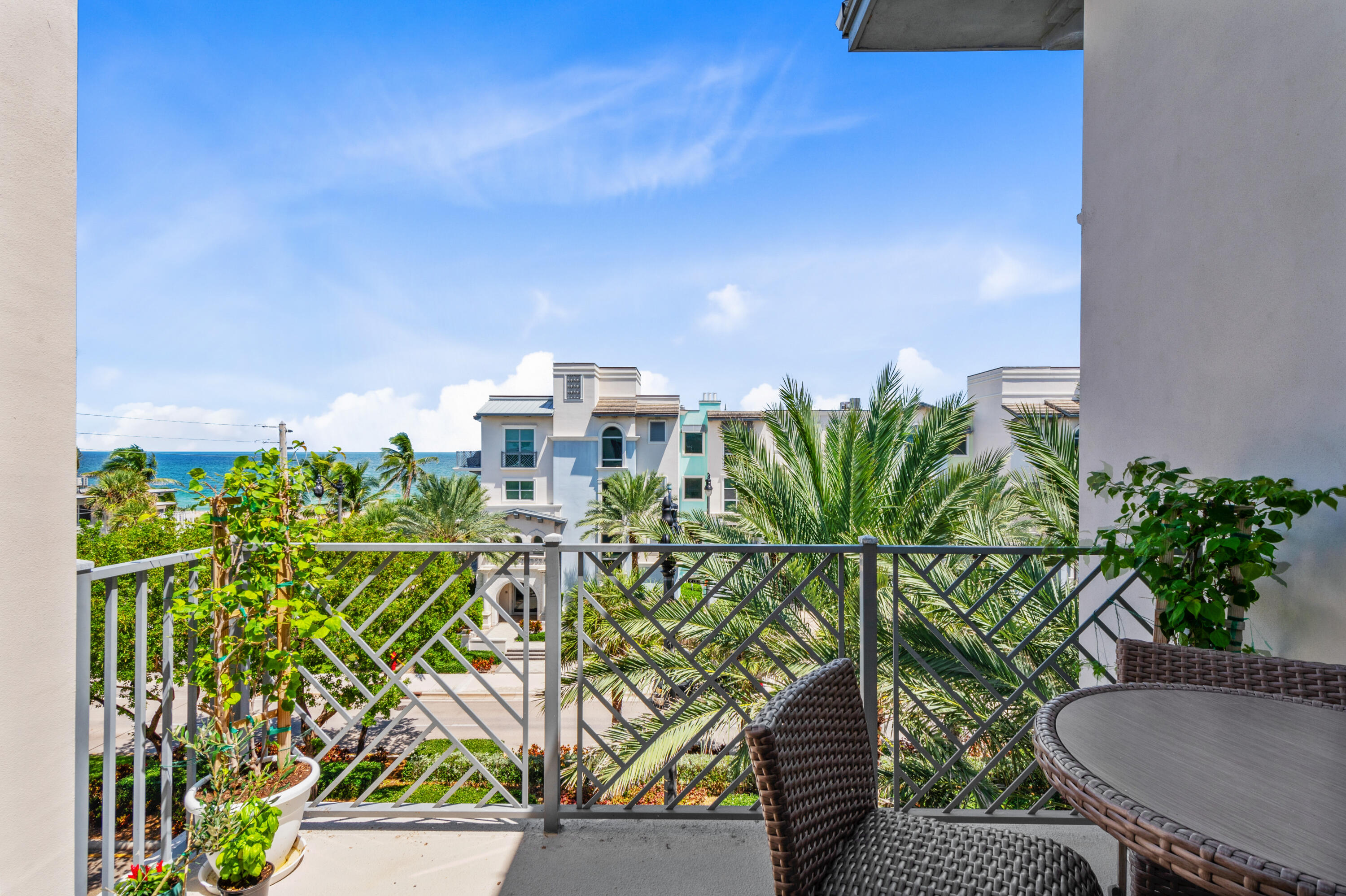 VILLAS BY THE SEA 1 CONDO - Residential