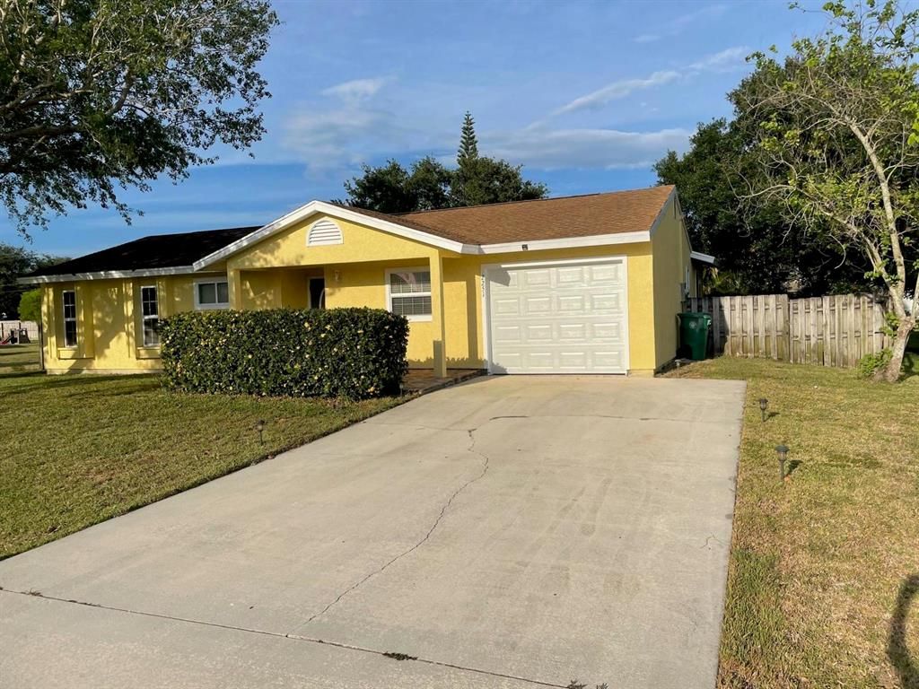 Photo of 2251 SE Lucca Street, Port Saint Lucie, FL 34952 (MLS # R10715491)