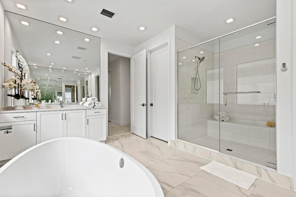 AVENIR POD 15 | APEX AT AVENIR - Residential Lease