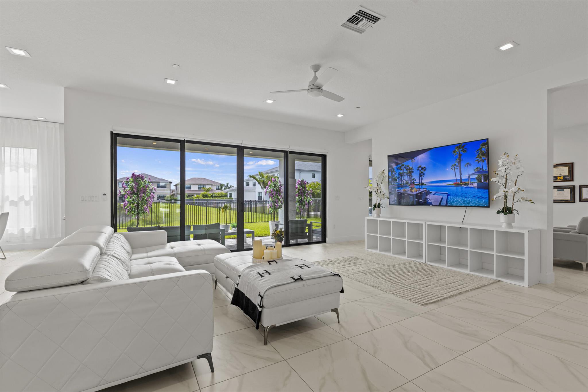 AVENIR POD 15 | APEX AT A - Residential Lease