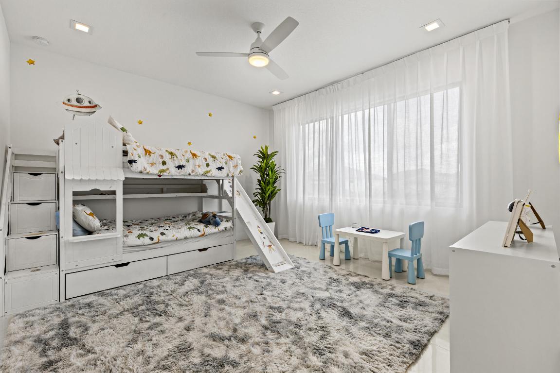 AVENIR POD 15 | APEX AT AVENIR - Residential Lease