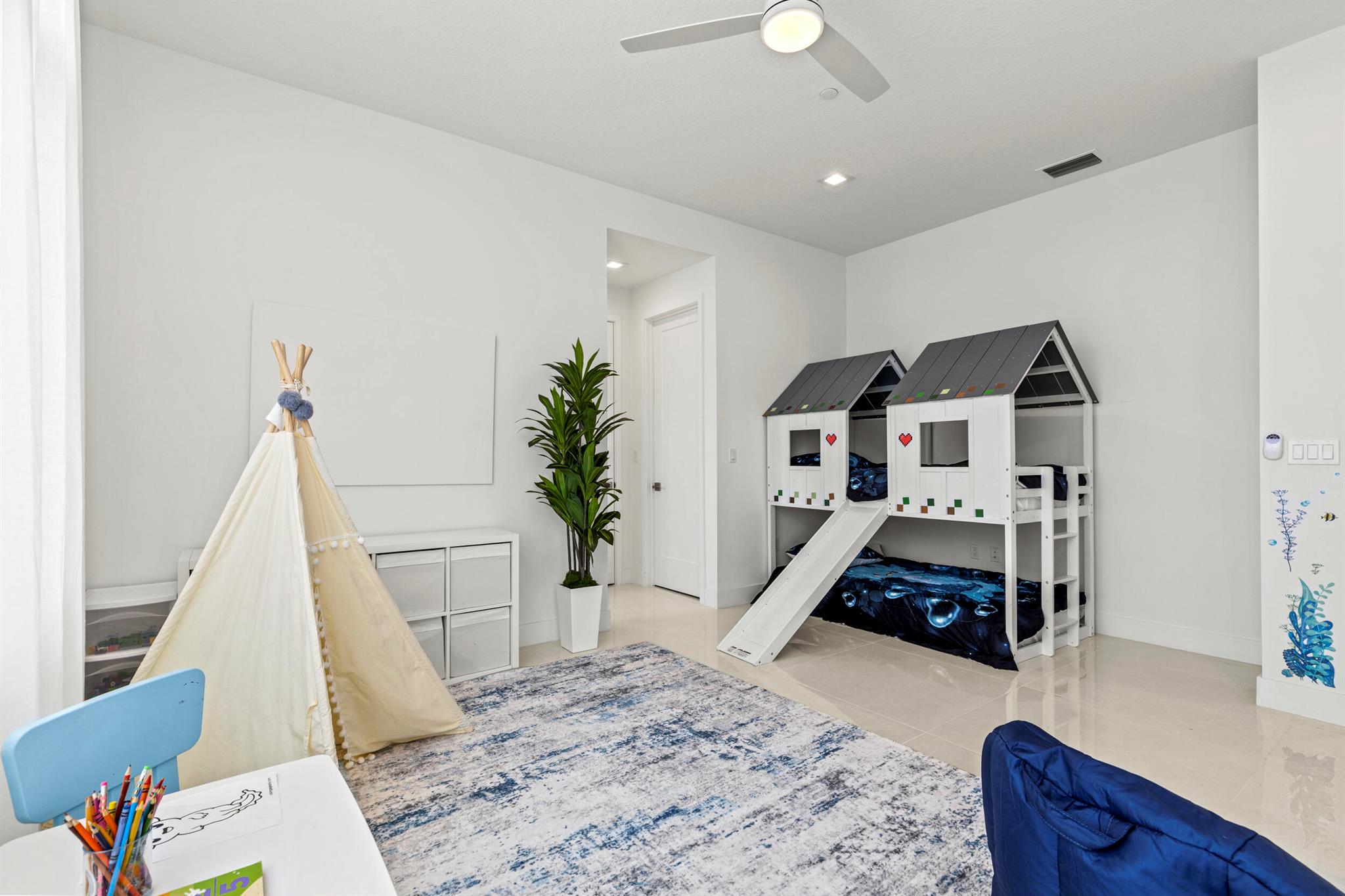 AVENIR POD 15 | APEX AT A - Residential Lease