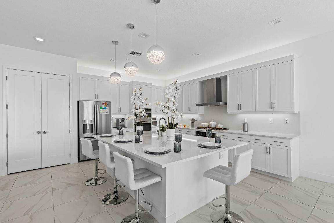 AVENIR POD 15 | APEX AT AVENIR - Residential Lease