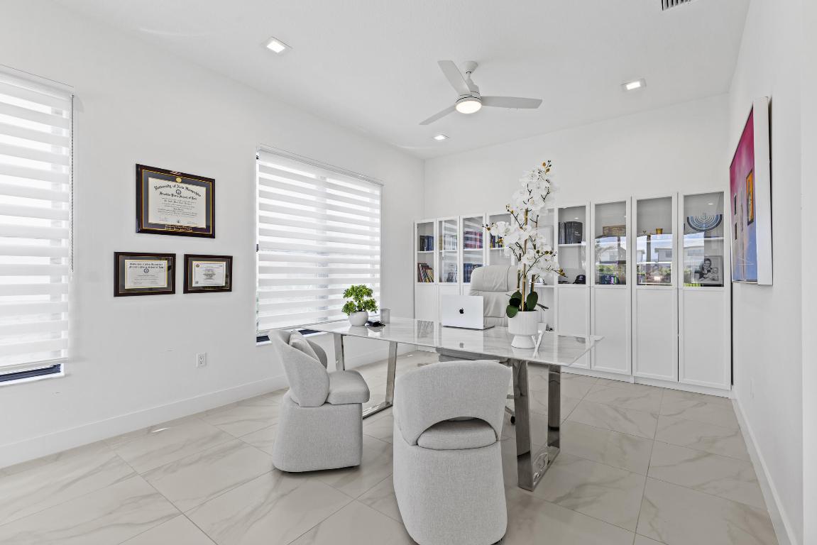 AVENIR POD 15 | APEX AT AVENIR - Residential Lease