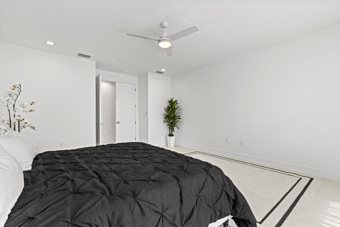 AVENIR POD 15 | APEX AT AVENIR - Residential Lease