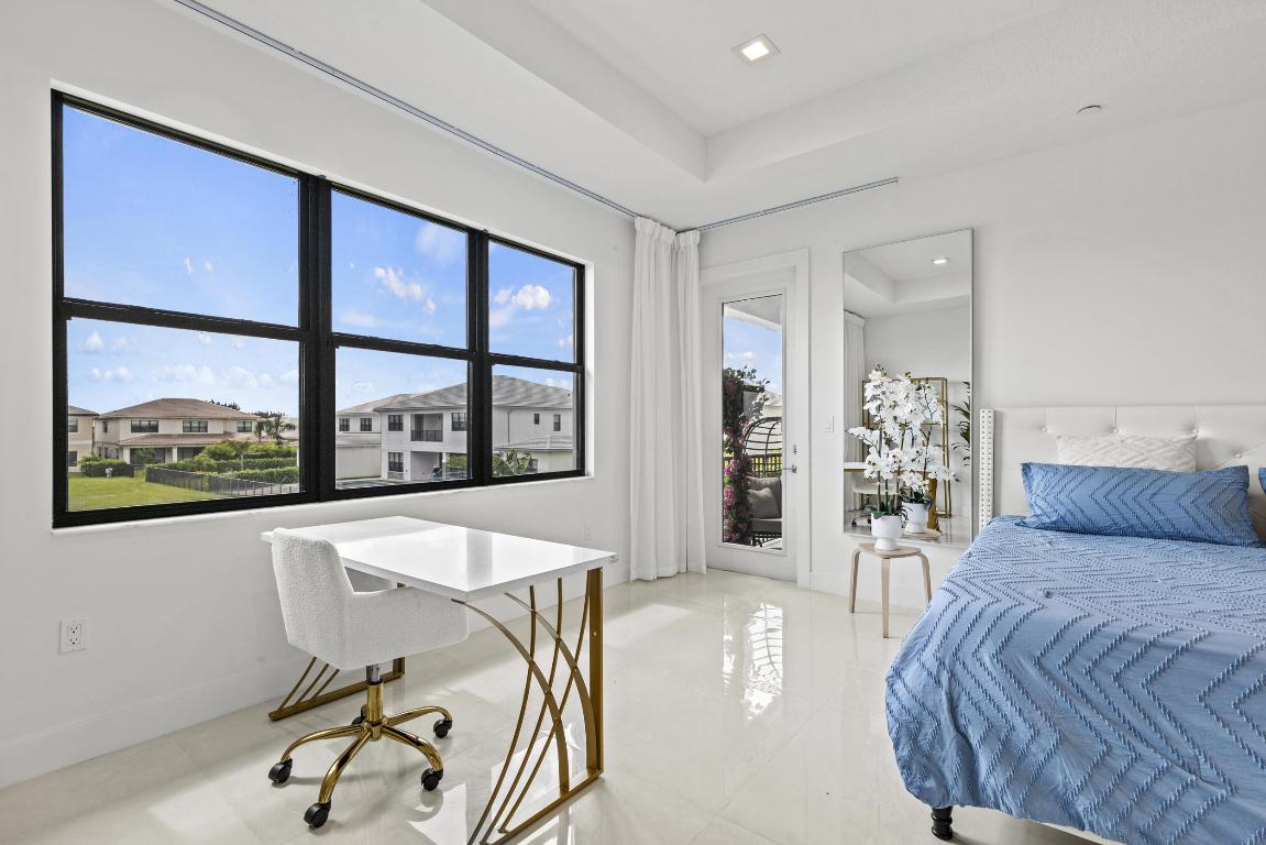 AVENIR POD 15 | APEX AT AVENIR - Residential Lease