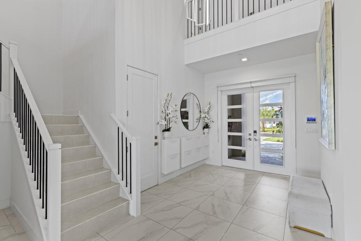 AVENIR POD 15 | APEX AT AVENIR - Residential Lease