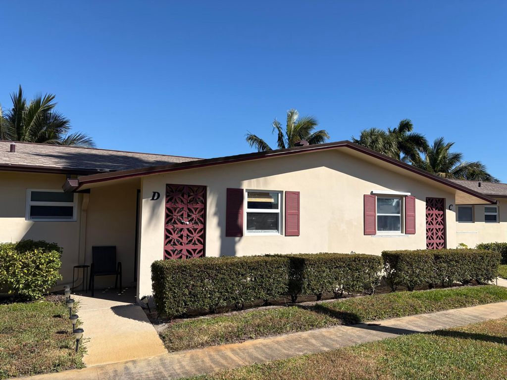 Photo of 2966 Crosley Drive E #D, West Palm Beach, FL 33415 (MLS # R11162310)